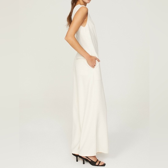 EUC Marina Moscone V-Neck Jumpsuit - Picture 2 of 9